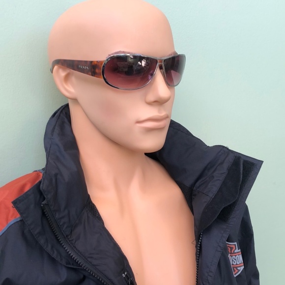 Prada Sunglasses - Picture 4 of 9